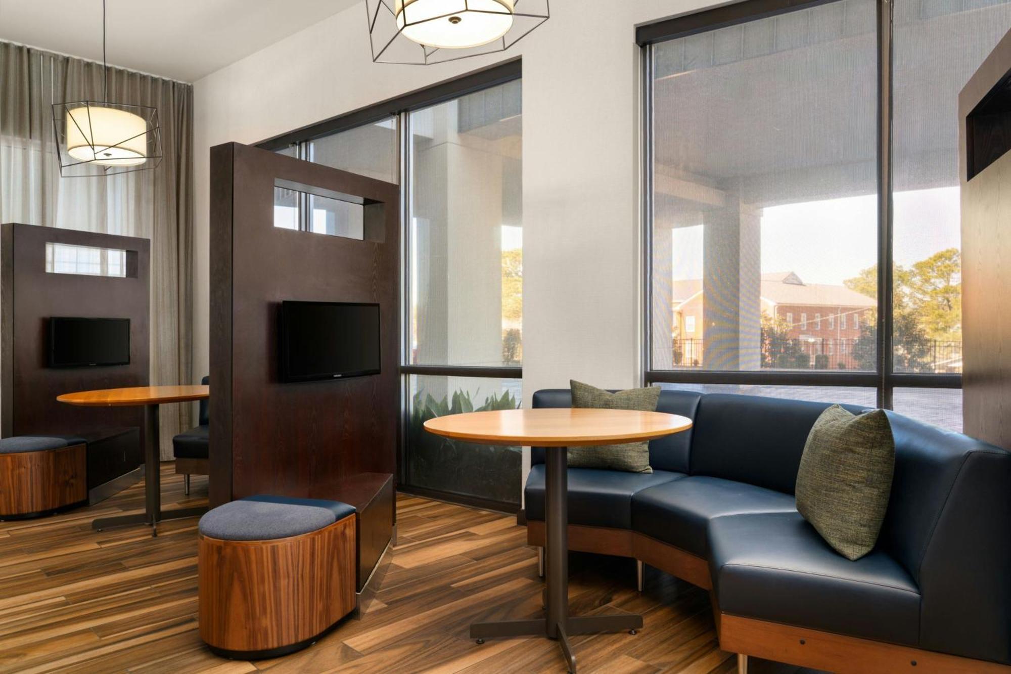Courtyard By Marriott Fayetteville Fort Liberty - Spring Lake Exterior photo